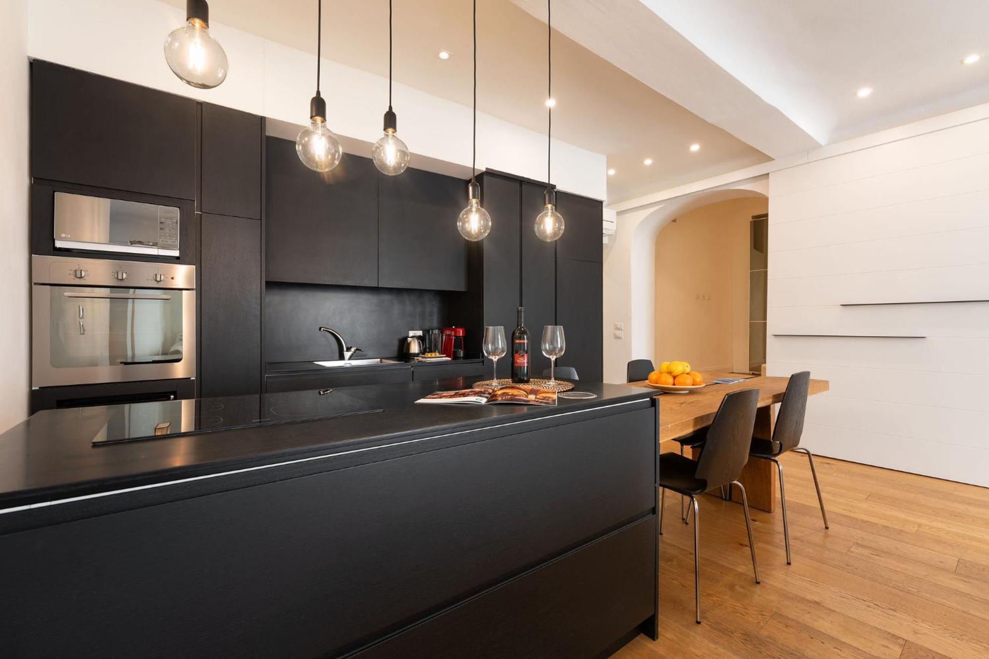 Ta - One Bedroom Luxury Apartment In The Fashion District Florenz Exterior foto